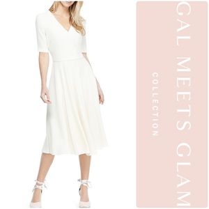 NEW W/ TAG: Gal Meets Glam Edith crepe dress